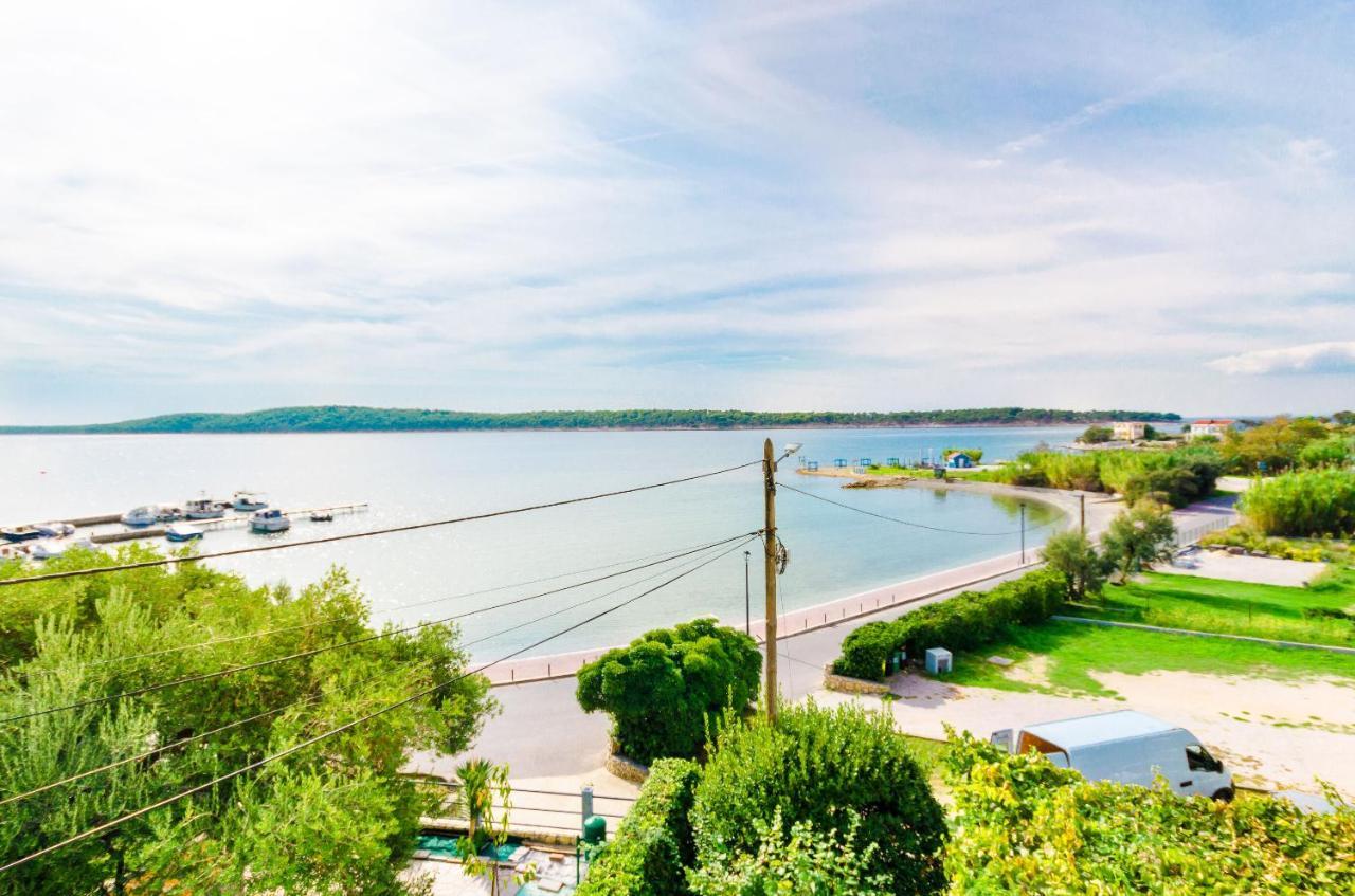Apartments Marijana Banjol Kültér fotó