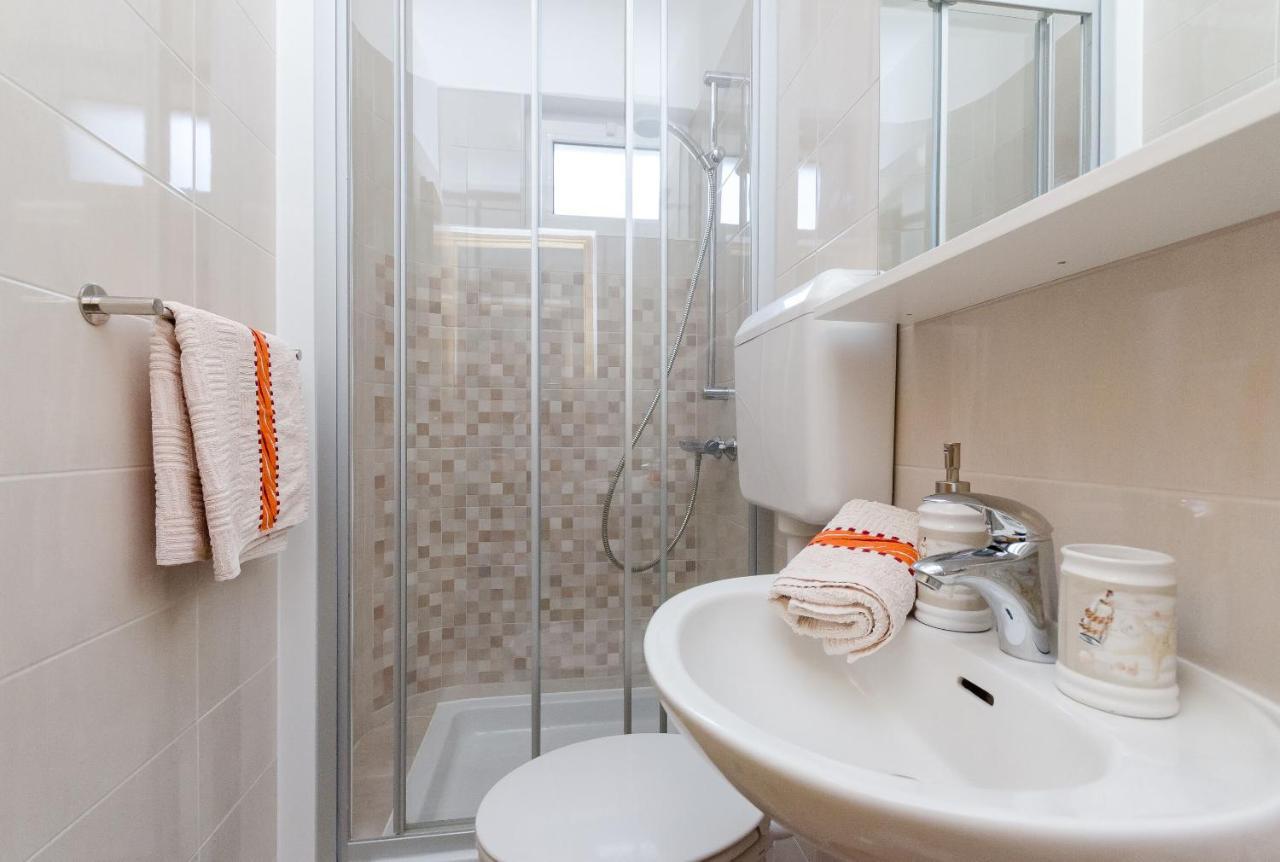Apartments Marijana Banjol Kültér fotó
