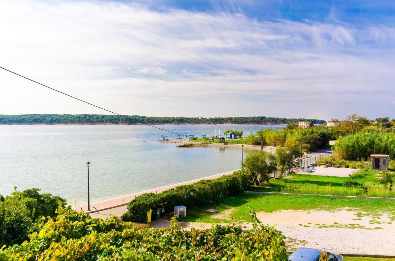 Apartments Marijana Banjol Kültér fotó