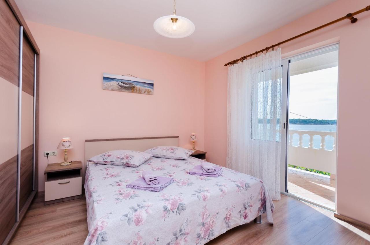 Apartments Marijana Banjol Kültér fotó