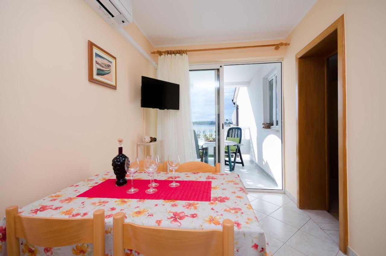 Apartments Marijana Banjol Kültér fotó