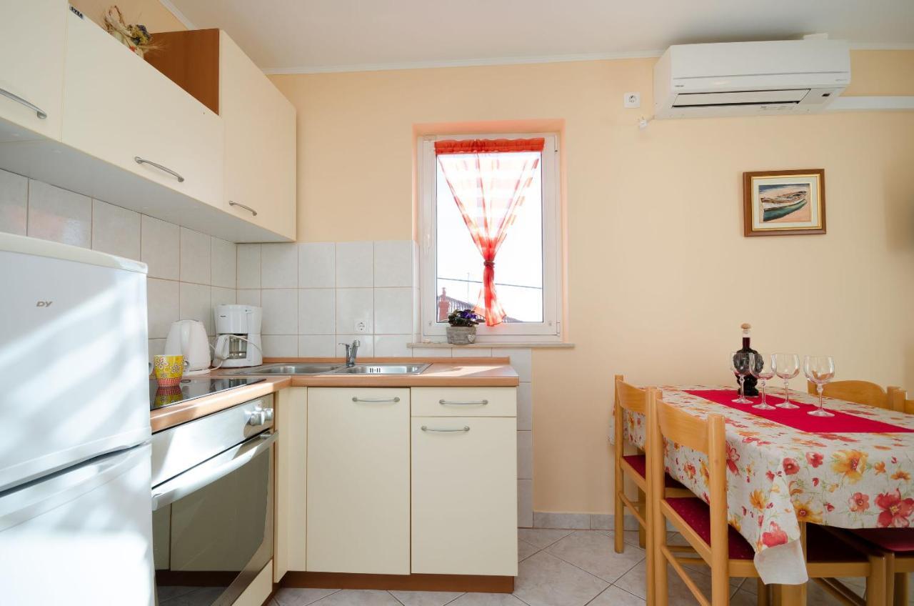 Apartments Marijana Banjol Kültér fotó