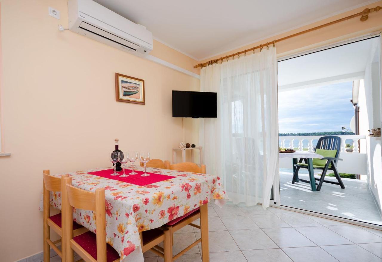 Apartments Marijana Banjol Kültér fotó