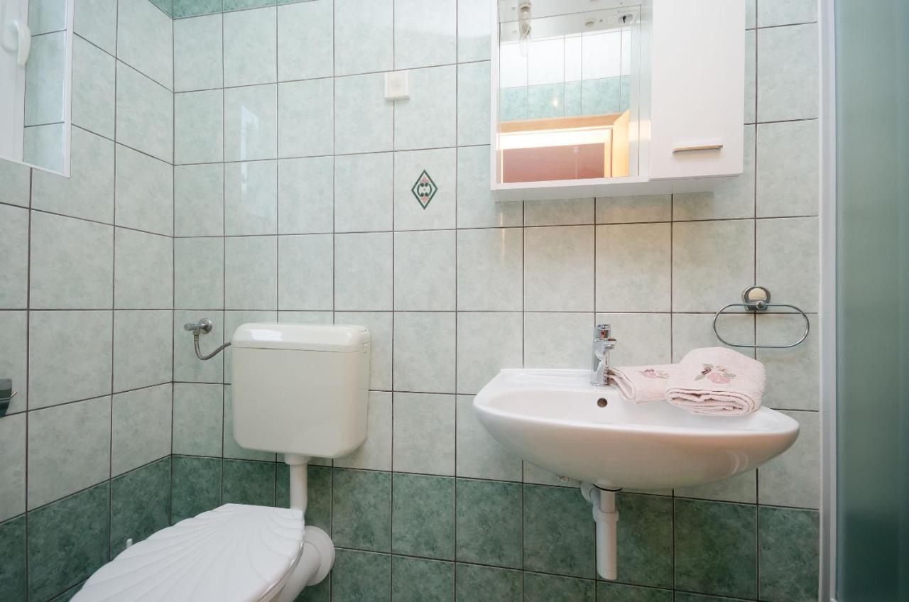 Apartments Marijana Banjol Kültér fotó