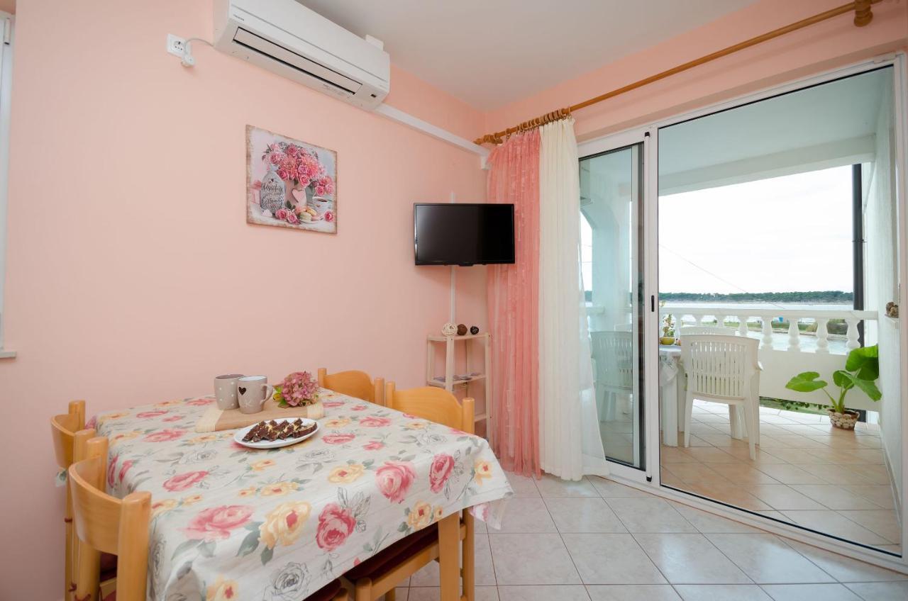Apartments Marijana Banjol Kültér fotó